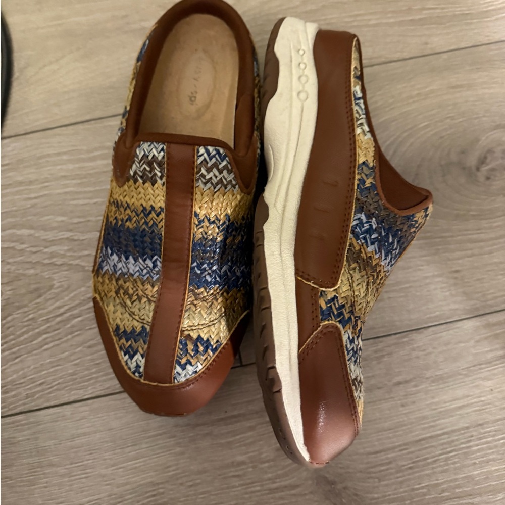 Easy Spirit Timetraveler Mule